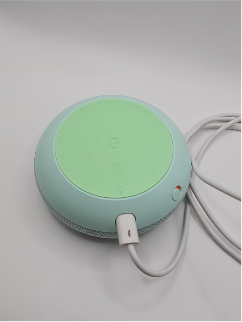 Google Home HOA Mini Smart Bluetooth Speaker With Power Adapter Tested & Working - Picture 3 of 7
